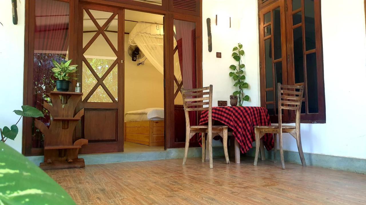 Wingate Homestay Елла Екстер'єр фото