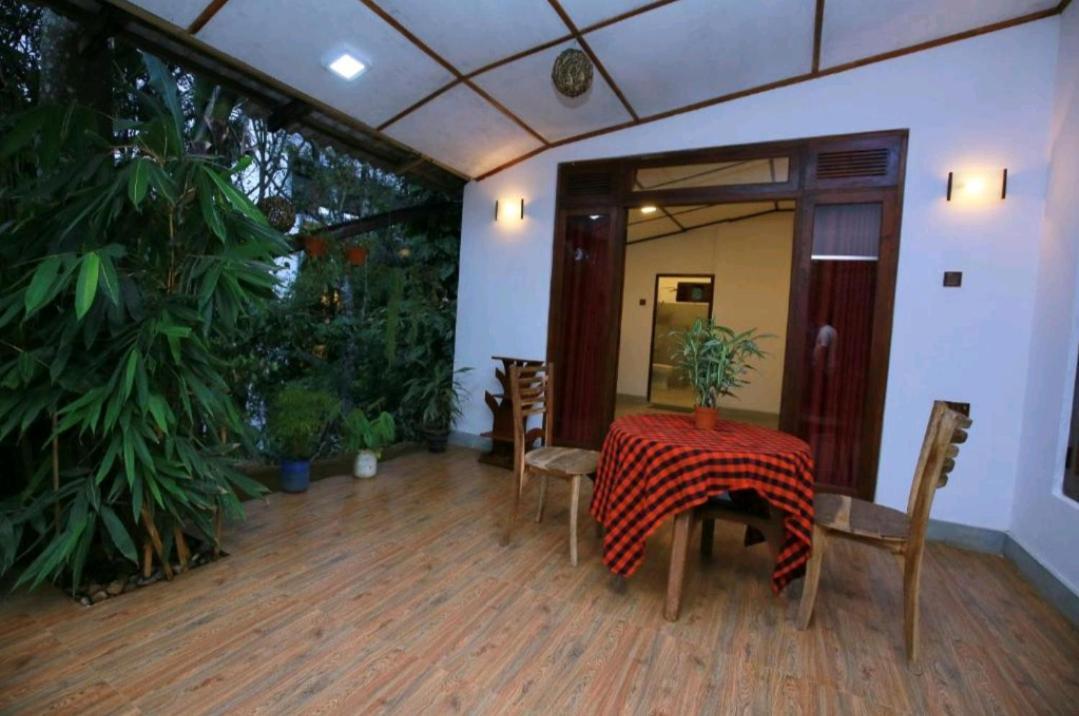Wingate Homestay Елла Екстер'єр фото